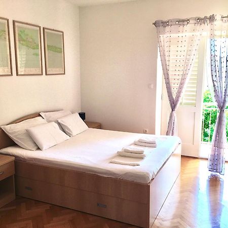 Apartman Ana Boric พอดโกรา ภายนอก รูปภาพ