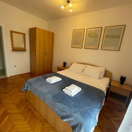 Apartman Ana Boric พอดโกรา ภายนอก รูปภาพ