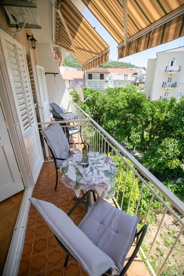 Apartman Ana Boric พอดโกรา ภายนอก รูปภาพ