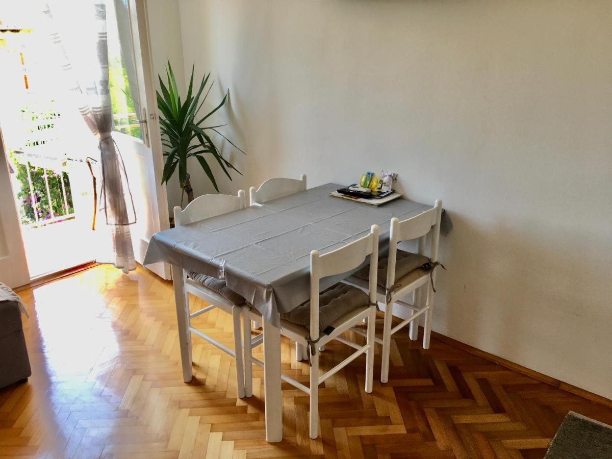 Apartman Ana Boric พอดโกรา ภายนอก รูปภาพ